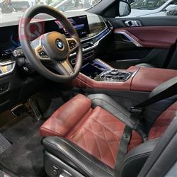 بی ئێم دەبڵیو X6